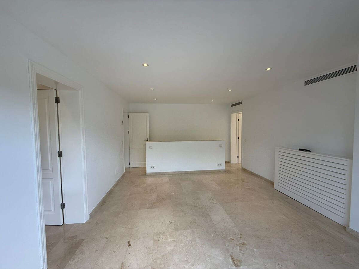 4 quarto Moradia para venda em Es Capdella com piscina - 2 395 000 € (Ref: 9821622)