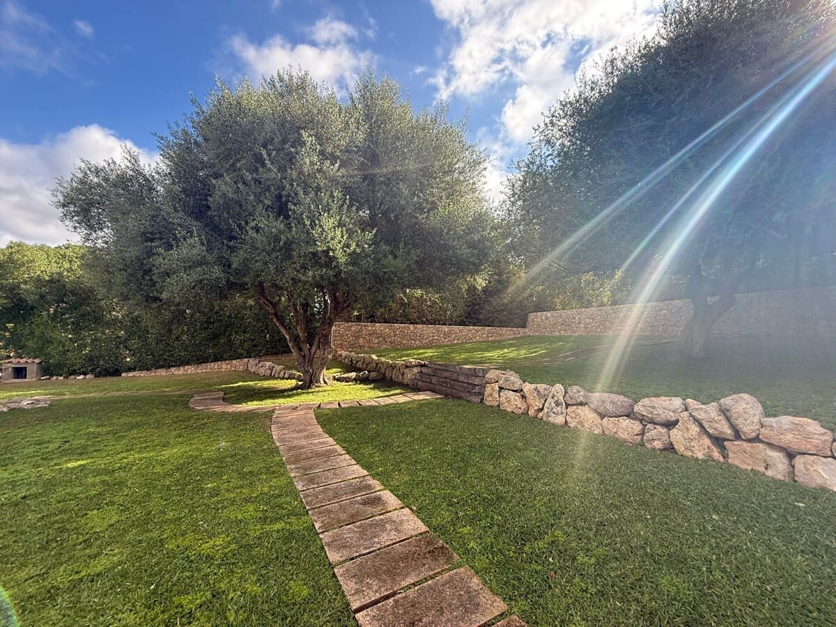 4 quarto Moradia para venda em Es Capdella com piscina - 2 395 000 € (Ref: 9821622)