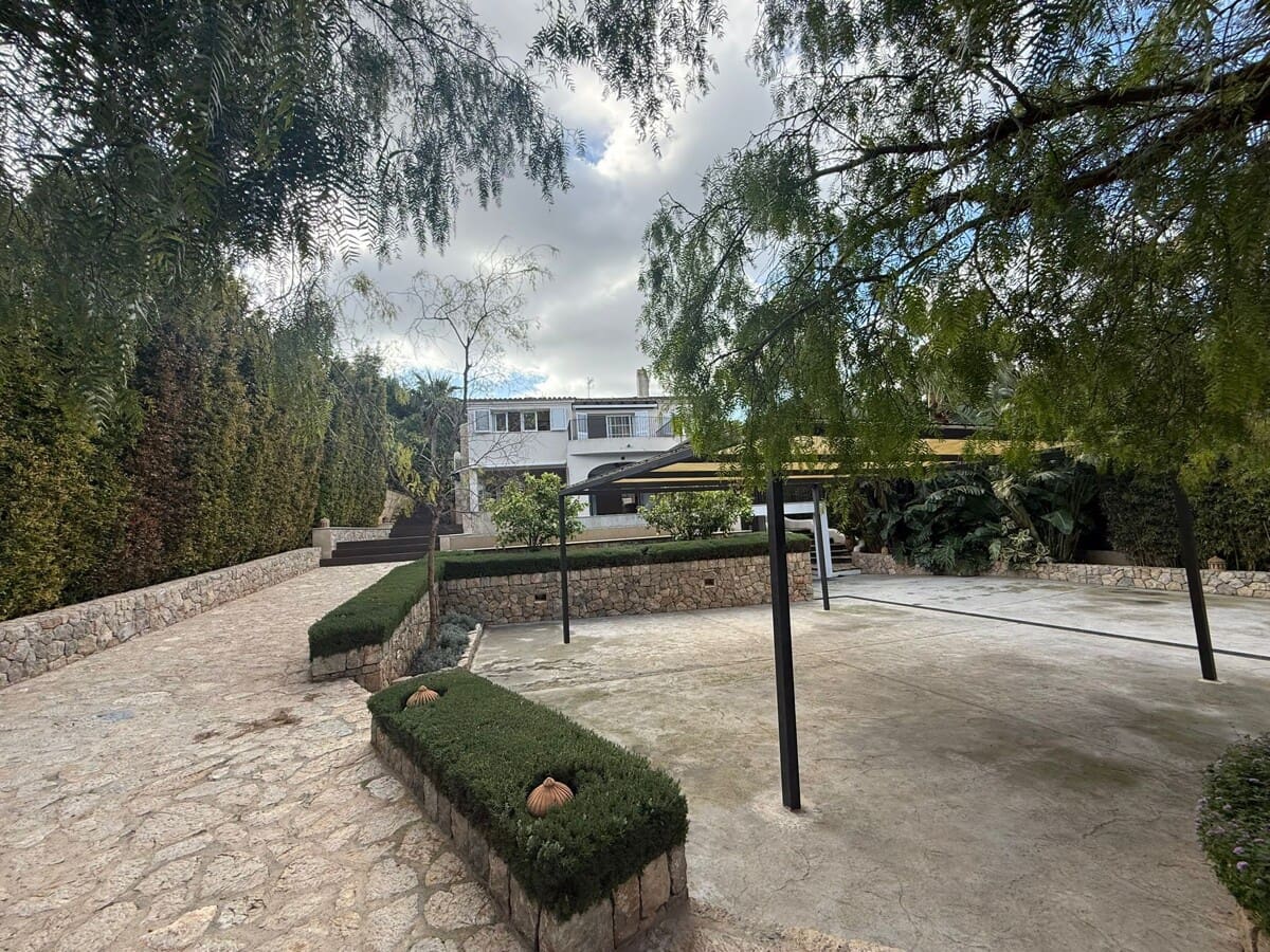 4 quarto Moradia para venda em Es Capdella com piscina - 2 395 000 € (Ref: 9821622)
