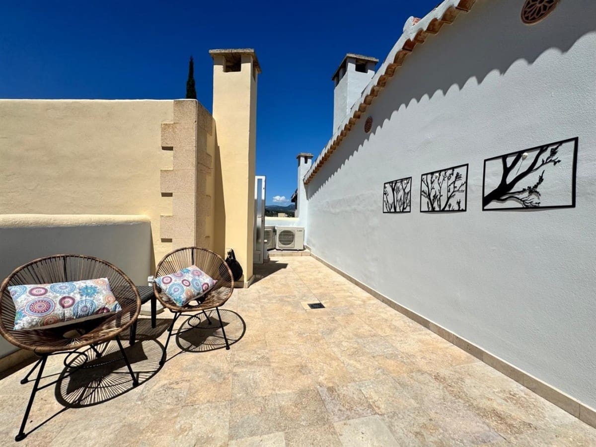 3 bedroom Villa for sale in Santa Ponsa with pool garage - € 930,000 (Ref: 9844585)