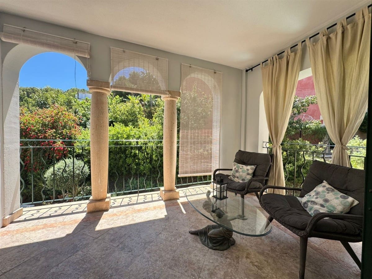 3 bedroom Villa for sale in Santa Ponsa with pool garage - € 930,000 (Ref: 9844585)