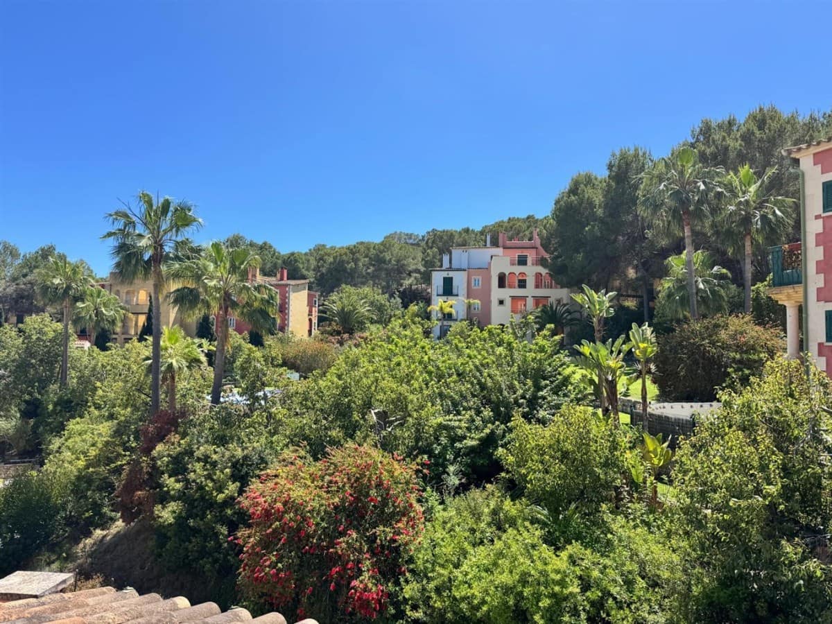 3 bedroom Villa for sale in Santa Ponsa with pool garage - € 930,000 (Ref: 9844585)
