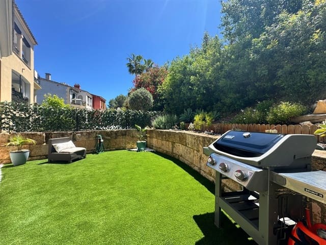 3 soverom Villa til salgs i Santa Ponsa, Calvià med svømmebasseng garasje - € 930 000 (Ref: 9844585)