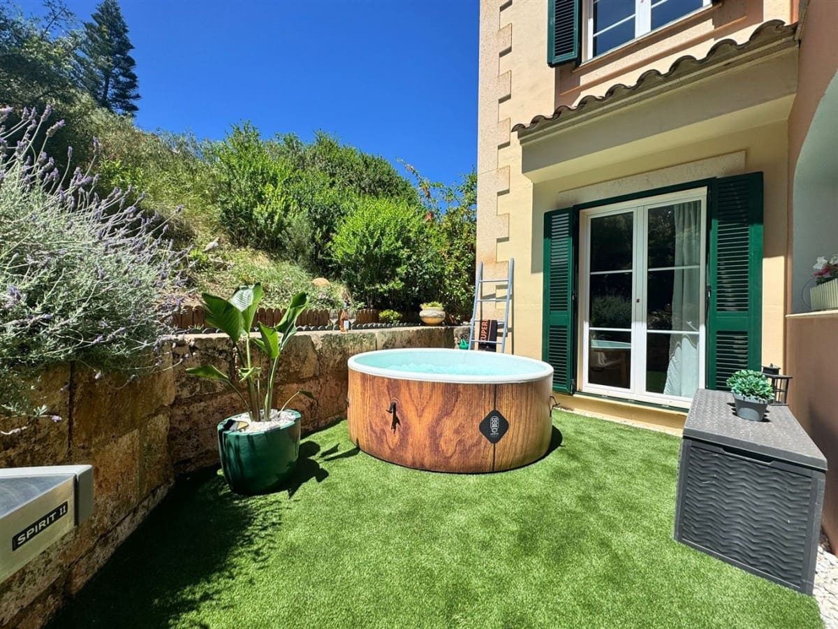 3 bedroom Villa for sale in Santa Ponsa with pool garage - € 930,000 (Ref: 9844585)