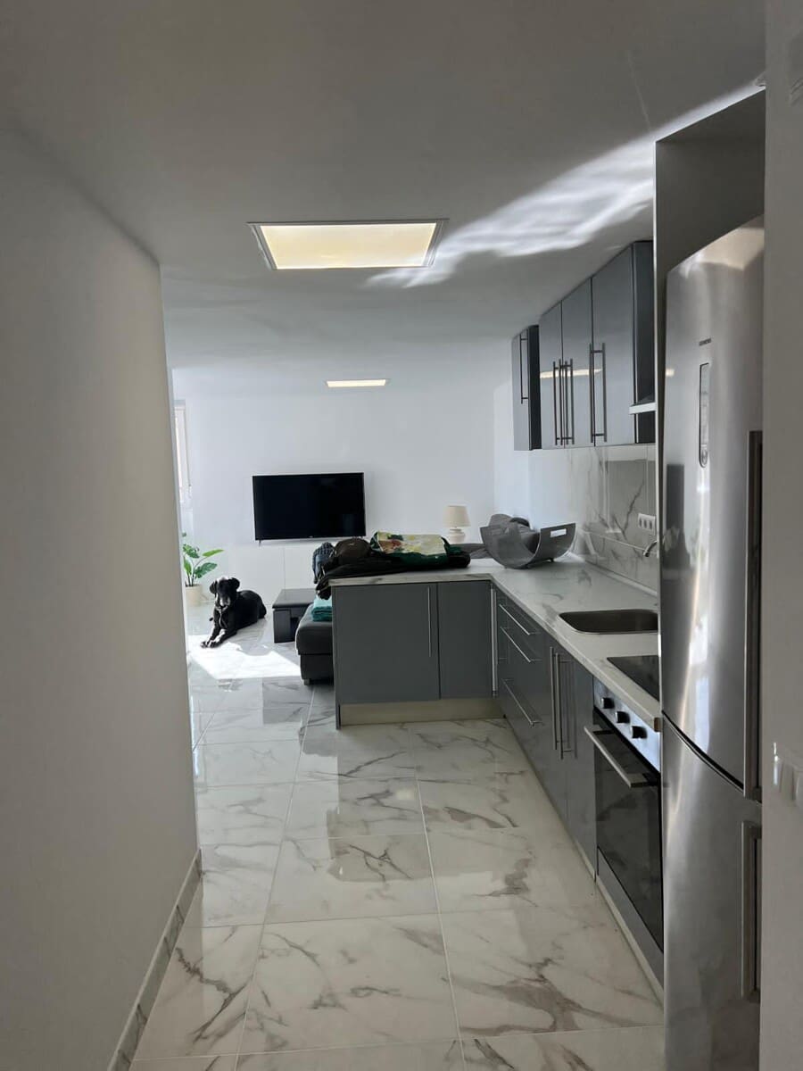 2 bedroom Flat for sale in Cala Mayor - € 375,000 (Ref: 9861470)