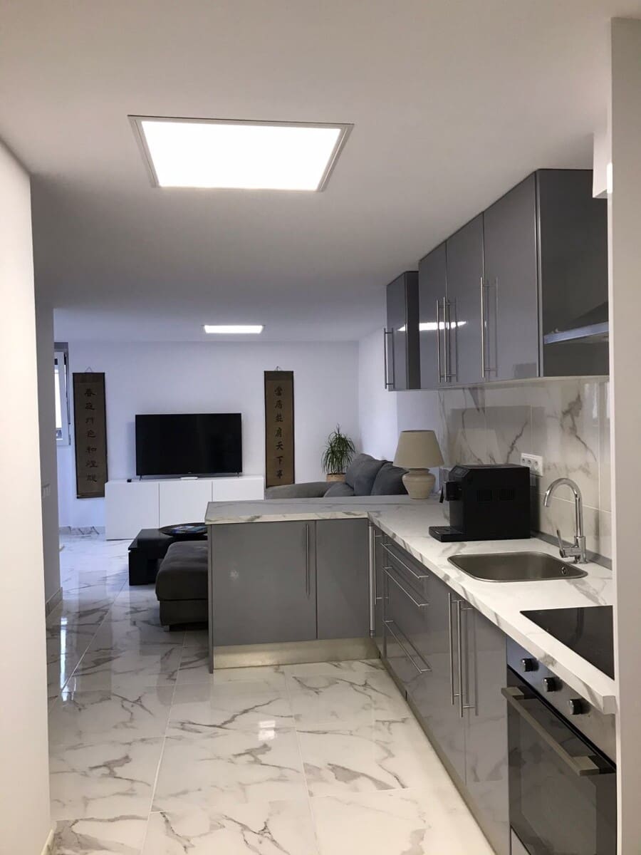 2 bedroom Flat for sale in Cala Mayor - € 375,000 (Ref: 9861470)