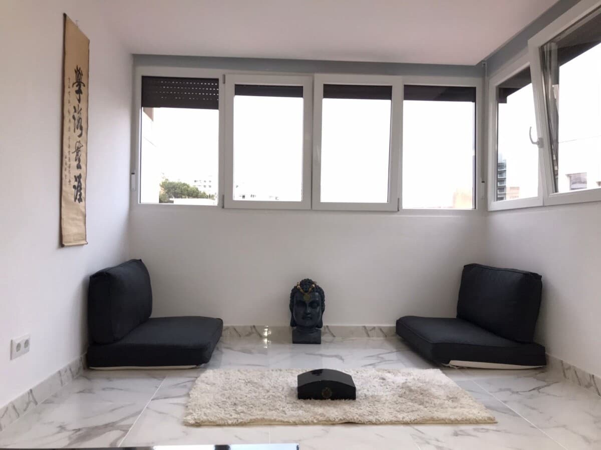 2 bedroom Flat for sale in Cala Mayor - € 375,000 (Ref: 9861470)