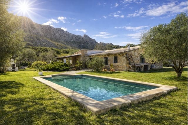 4 soveværelse Finca/Landehus til salg i Port de Pollença, Pollensa / Pollença med swimmingpool garage - € 1.275.000 (Ref: 9863698)