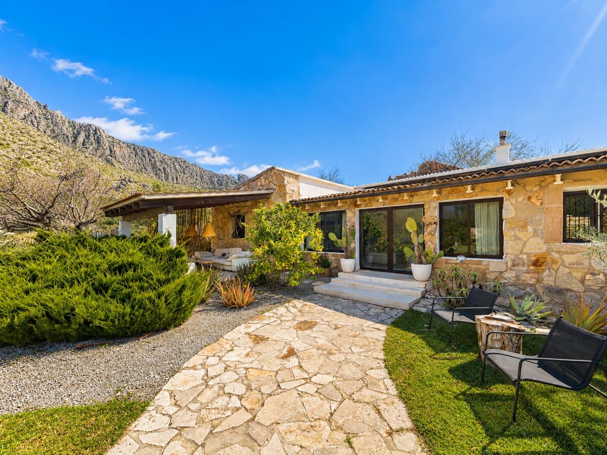 4 soveværelse Finca/Landehus til salg i Pollensa / Pollenca med swimmingpool garage - € 1.275.000 (Ref: 9863698)