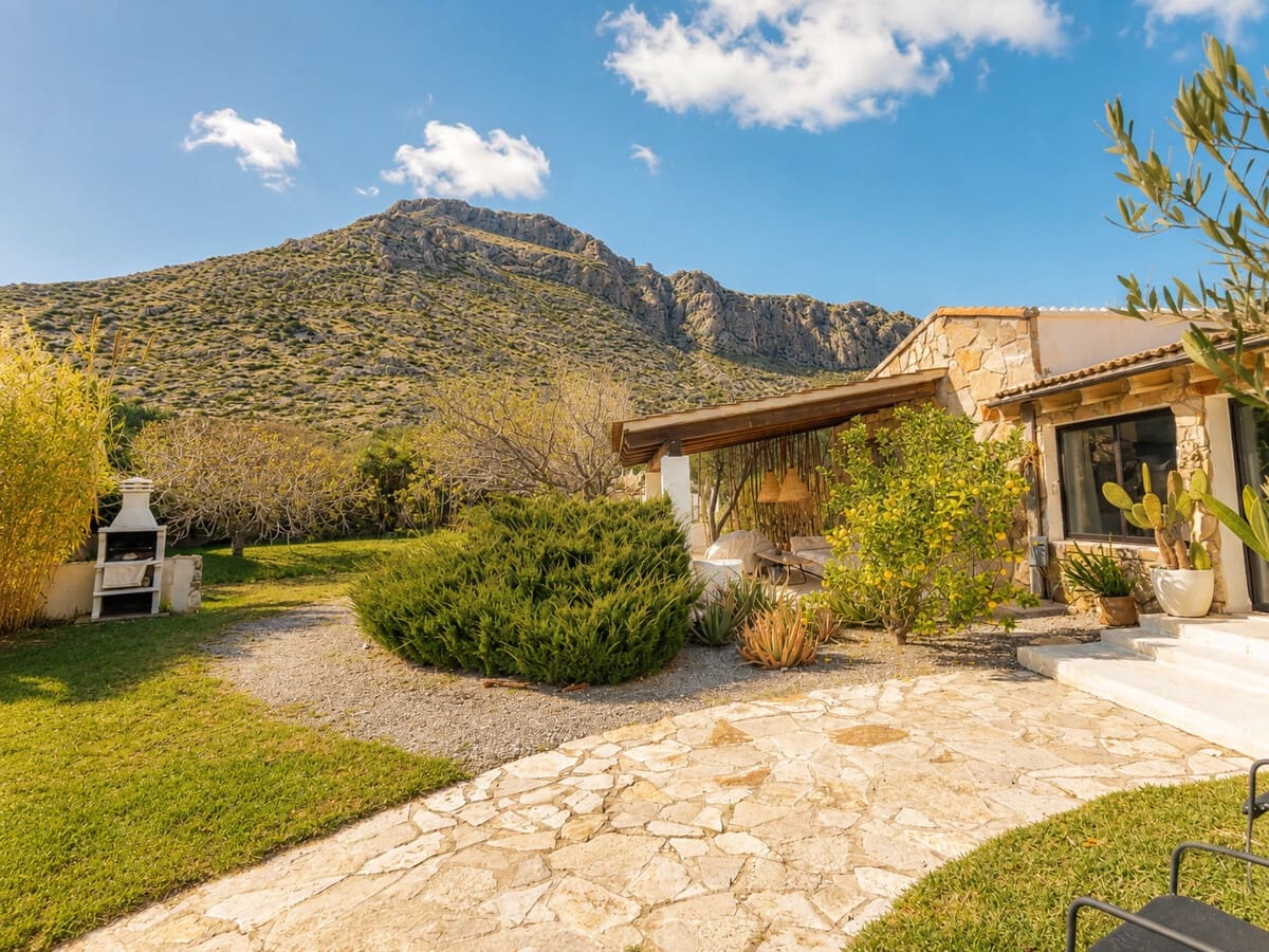 4 soveværelse Finca/Landehus til salg i Pollensa / Pollenca med swimmingpool garage - € 1.275.000 (Ref: 9863698)