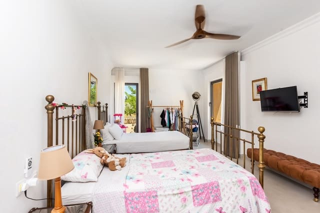 4 sypialnia Finka/Dom wiejski na sprzedaż w Port de Pollença, Pollensa / Pollença - 4 500 000 € (Ref: 9908993)