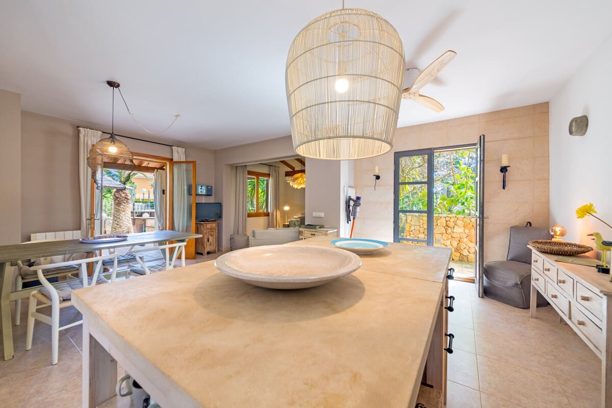 2 bedroom Villa for sale in Sa Rapita / La Rapita with pool garage - € 730,000 (Ref: 9921554)