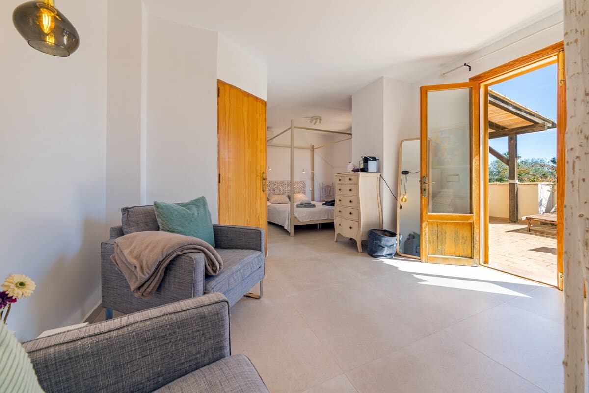 2 bedroom Villa for sale in Sa Rapita / La Rapita with pool garage - € 730,000 (Ref: 9921554)