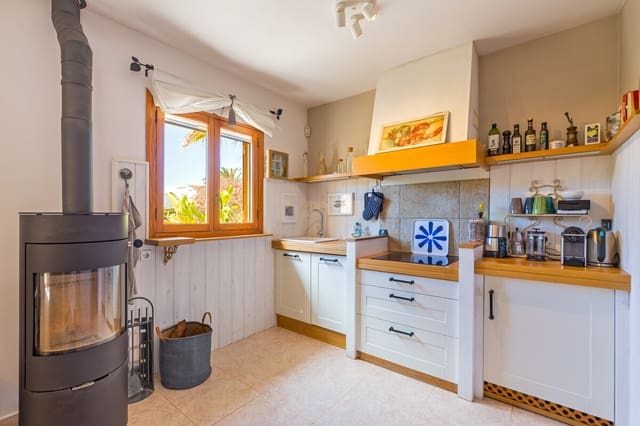 2 bedroom Villa for sale in Sa Rapita / La Rapita, Campos with pool garage - € 730,000 (Ref: 9921554)