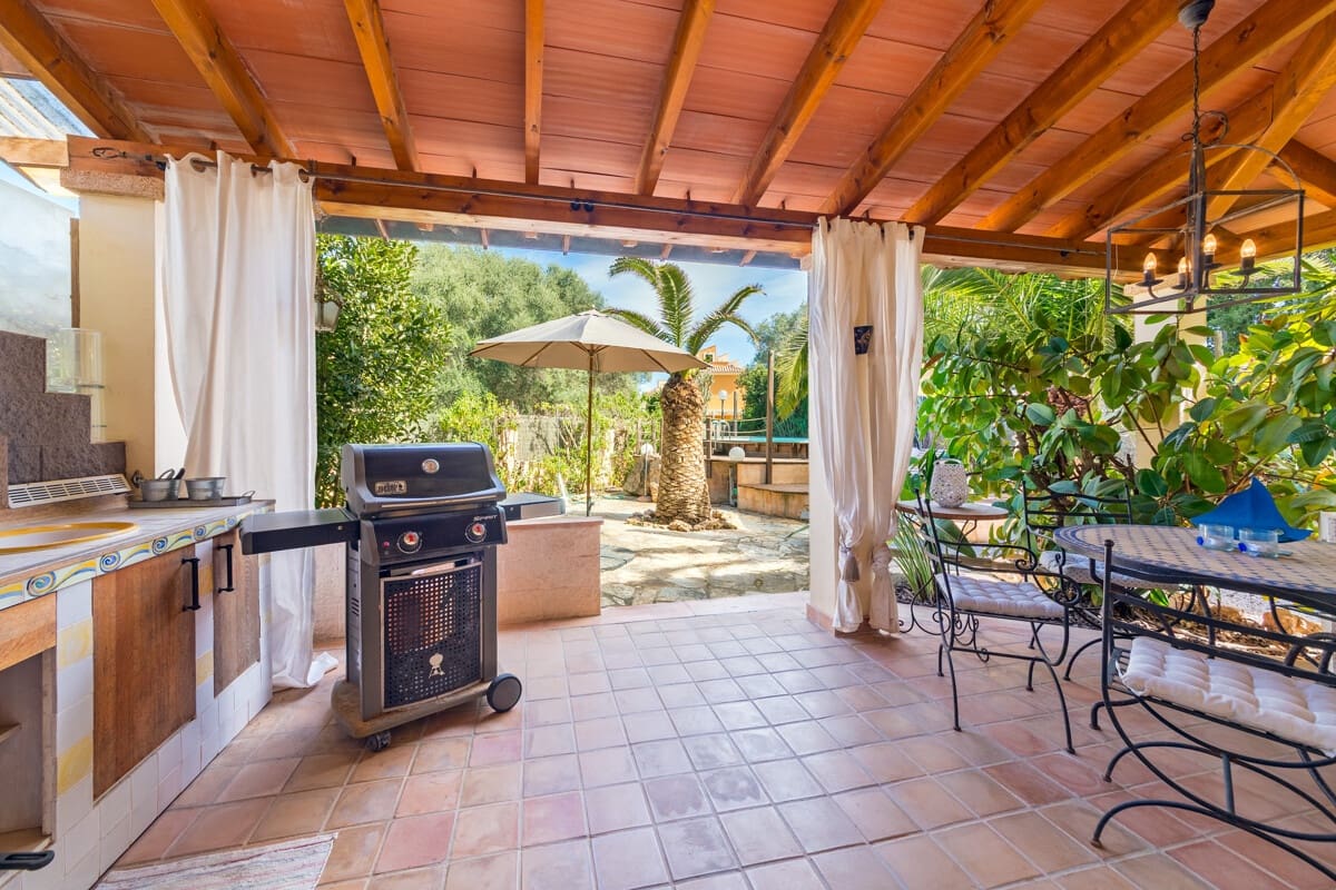 2 bedroom Villa for sale in Sa Rapita / La Rapita with pool garage - € 730,000 (Ref: 9921554)