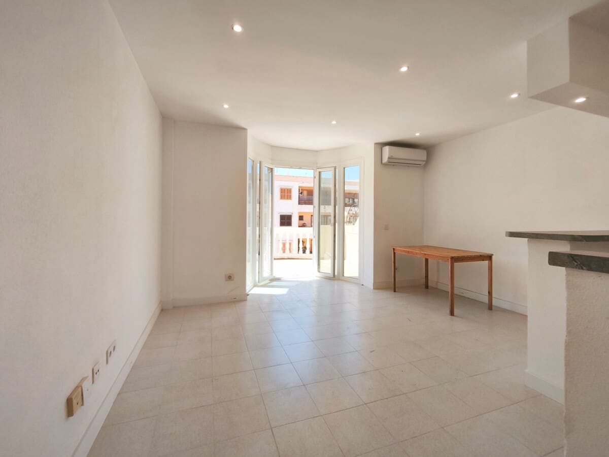 2 bedroom Flat for sale in Puerto de Andratx with garage - € 495,000 (Ref: 9926501)
