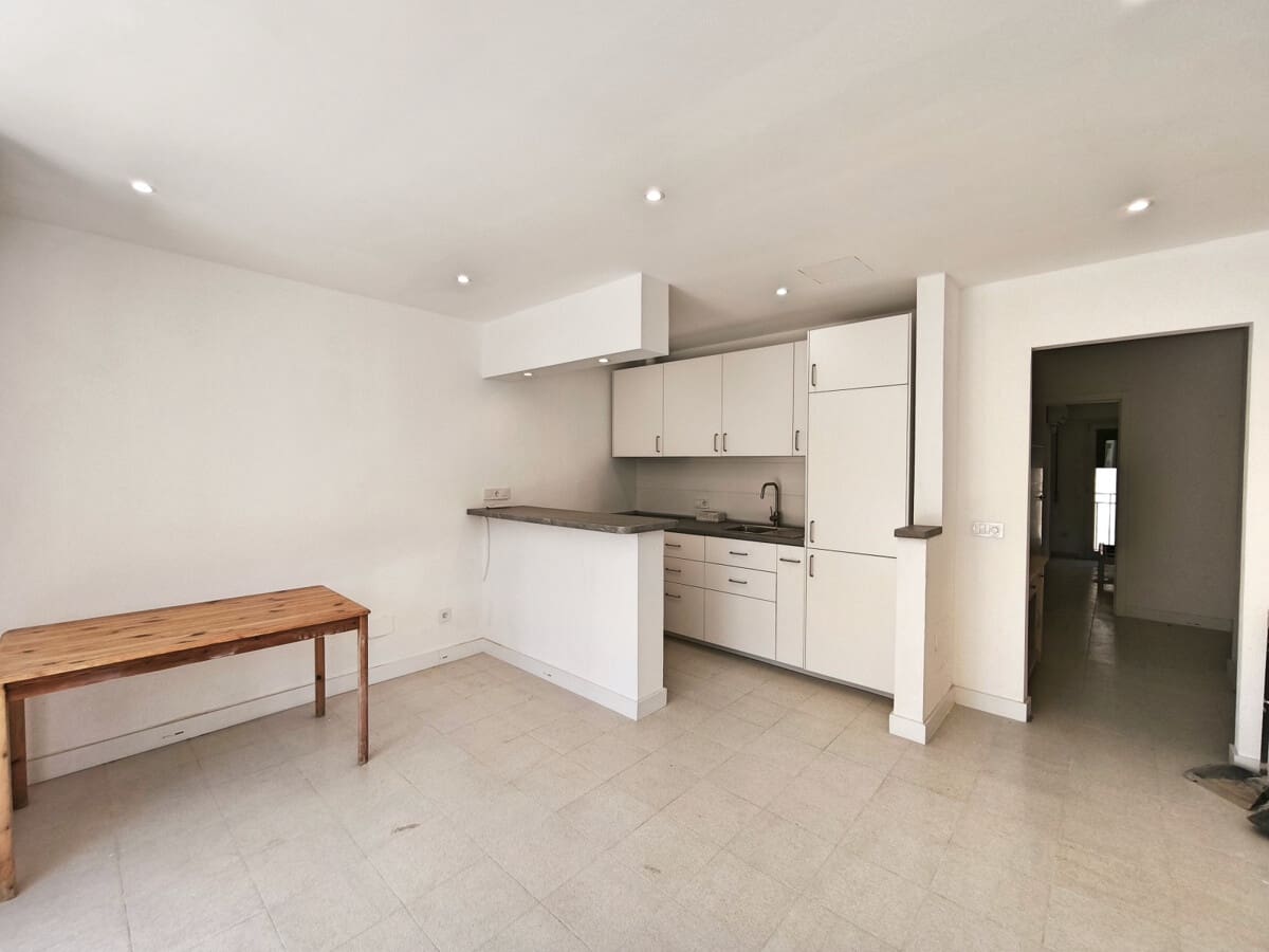 2 bedroom Flat for sale in Puerto de Andratx with garage - € 495,000 (Ref: 9926501)