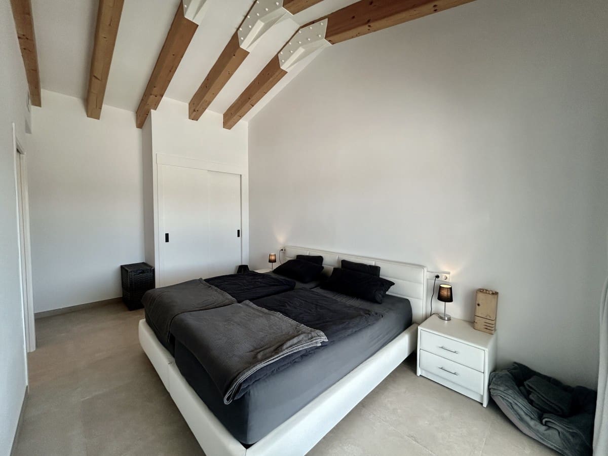 3 slaapkamer Finca/Landhuis te koop in Campos met zwembad garage - € 1.680.000 (Ref: 9956567)