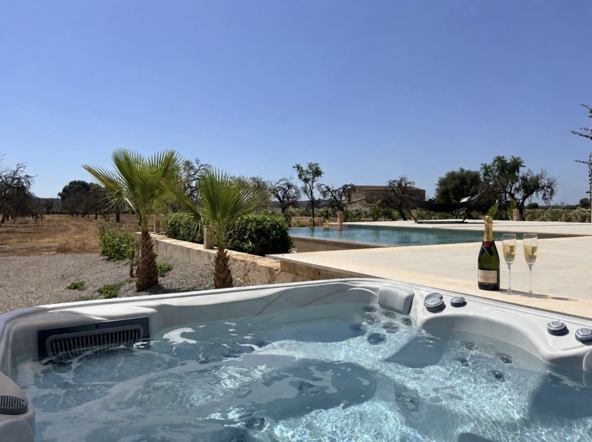 3 slaapkamer Finca/Landhuis te koop in Campos met zwembad garage - € 1.680.000 (Ref: 9956567)