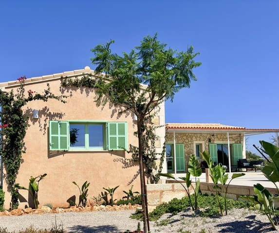 3 slaapkamer Finca/Landhuis te koop in Campos met zwembad garage - € 1.680.000 (Ref: 9956567)