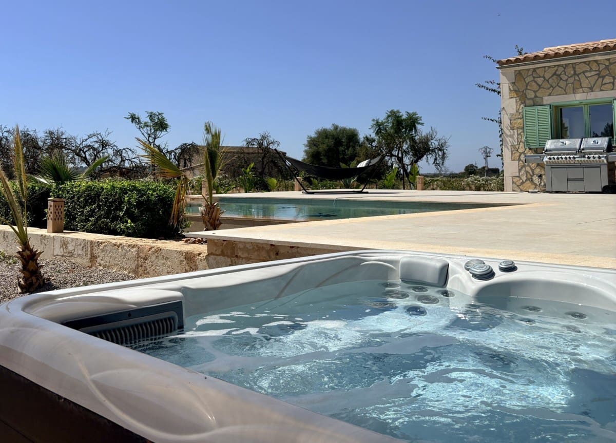3 slaapkamer Finca/Landhuis te koop in Campos met zwembad garage - € 1.680.000 (Ref: 9956567)