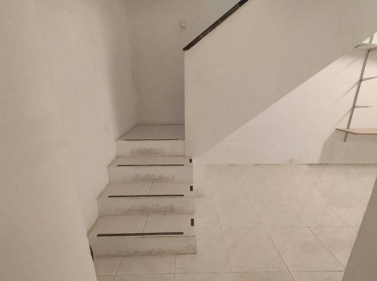 Gewerbe zu vermieten in Sant Pere de Ribes - 900 € (Ref: 10102734)