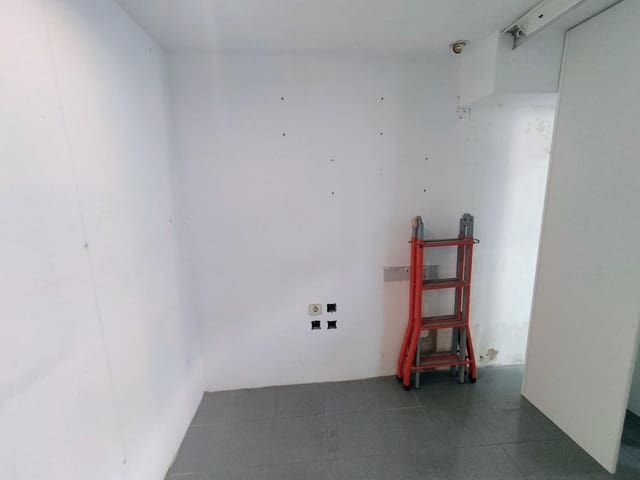 Gewerbe zu vermieten in Sant Pere de Ribes - 900 € (Ref: 10102734)