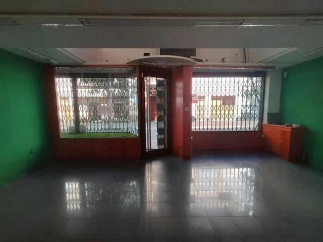 Gewerbe zu vermieten in Sant Pere de Ribes - 900 € (Ref: 10102734)