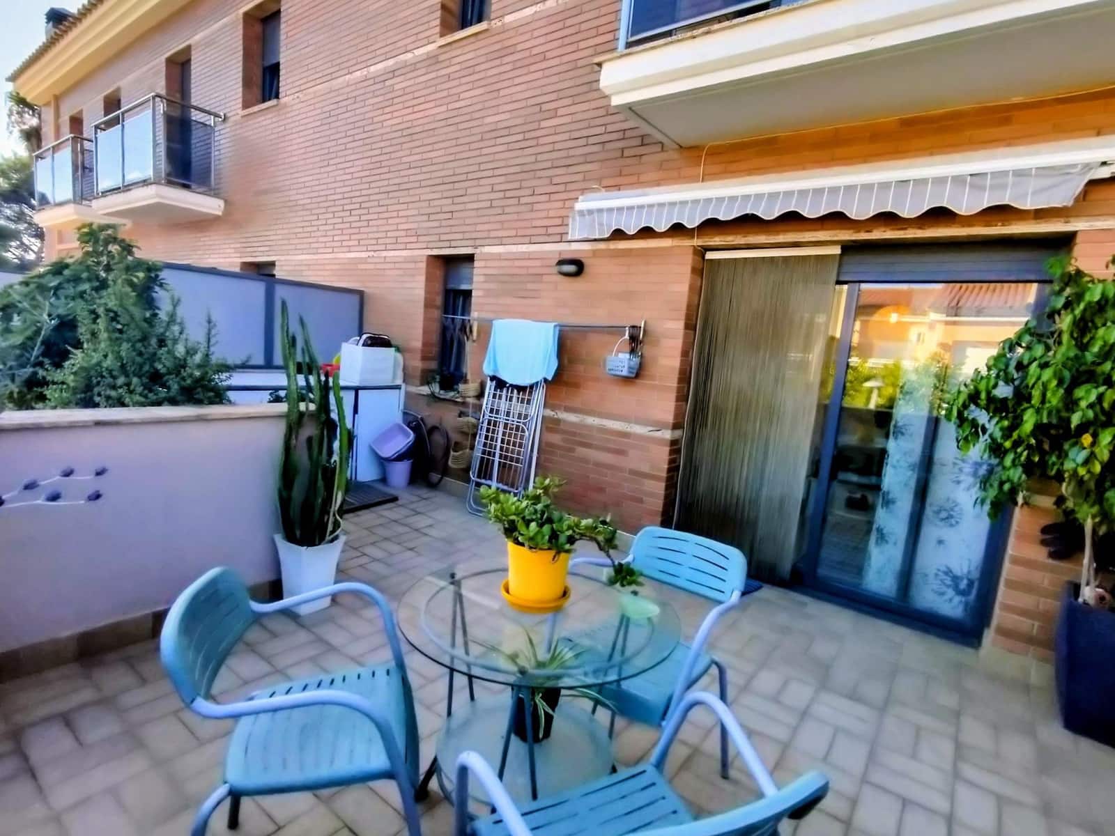 4 bedroom Terraced Villa for sale in El Vendrell with garage - € 375,000 (Ref: 10110972)