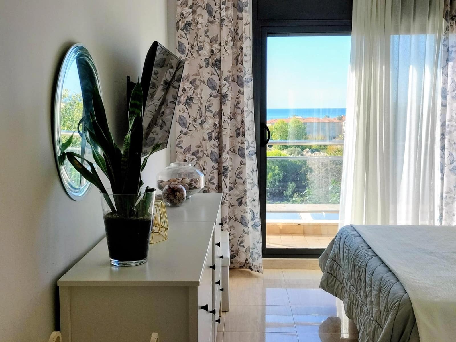 4 bedroom Terraced Villa for sale in El Vendrell with garage - € 375,000 (Ref: 10110972)
