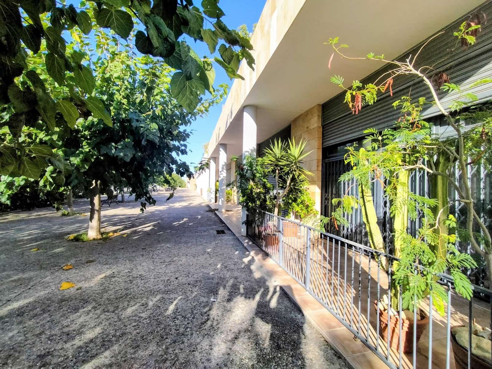 4 bedroom Terraced Villa for sale in El Vendrell with garage - € 375,000 (Ref: 10110972)