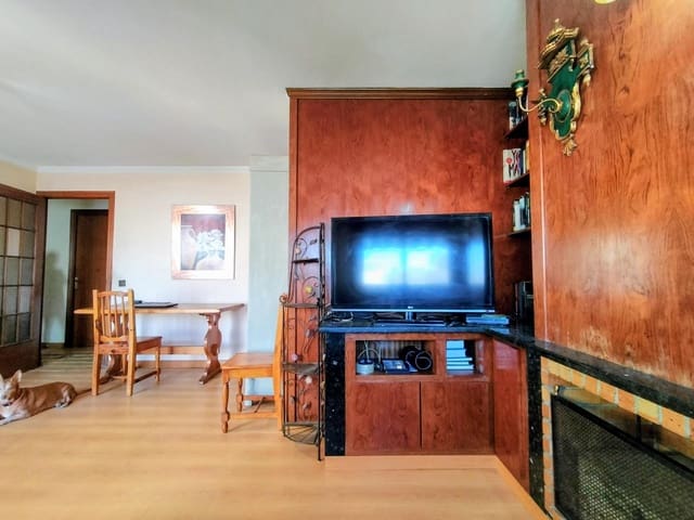 4 slaapkamer Flat te koop in Sant Pere de Ribes - € 265.000 (Ref: 10148888)