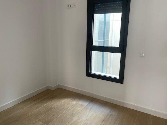 2 quarto Apartamento para arrendar em Sant Pere de Ribes com piscina garagem - 1 300 € (Ref: 8434199)