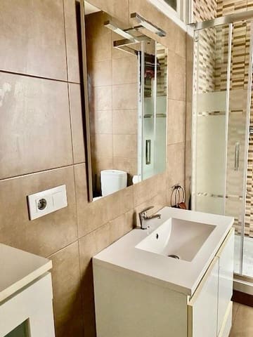 6 soverom Hus til salgs i Vilanova i la Geltrú - € 350 000 (Ref: 8532022)