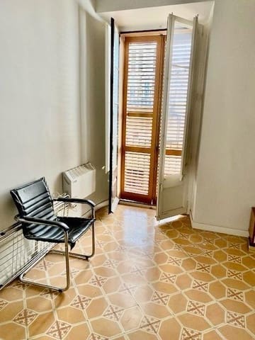 6 soverom Hus til salgs i Vilanova i la Geltrú - € 350 000 (Ref: 8532022)