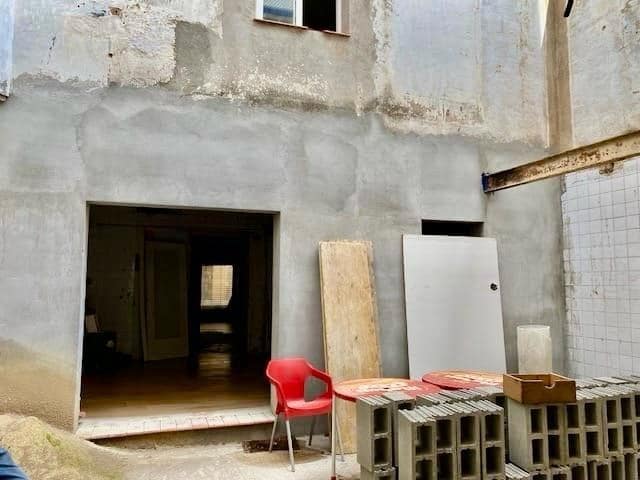 6 soverom Hus til salgs i Vilanova i la Geltru - € 350 000 (Ref: 8532022)