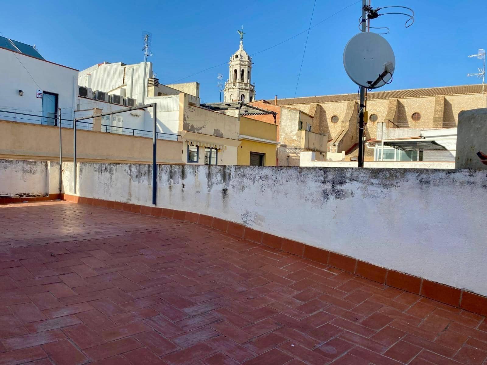 6 soverom Hus til salgs i Vilanova i la Geltru - € 350 000 (Ref: 8532022)