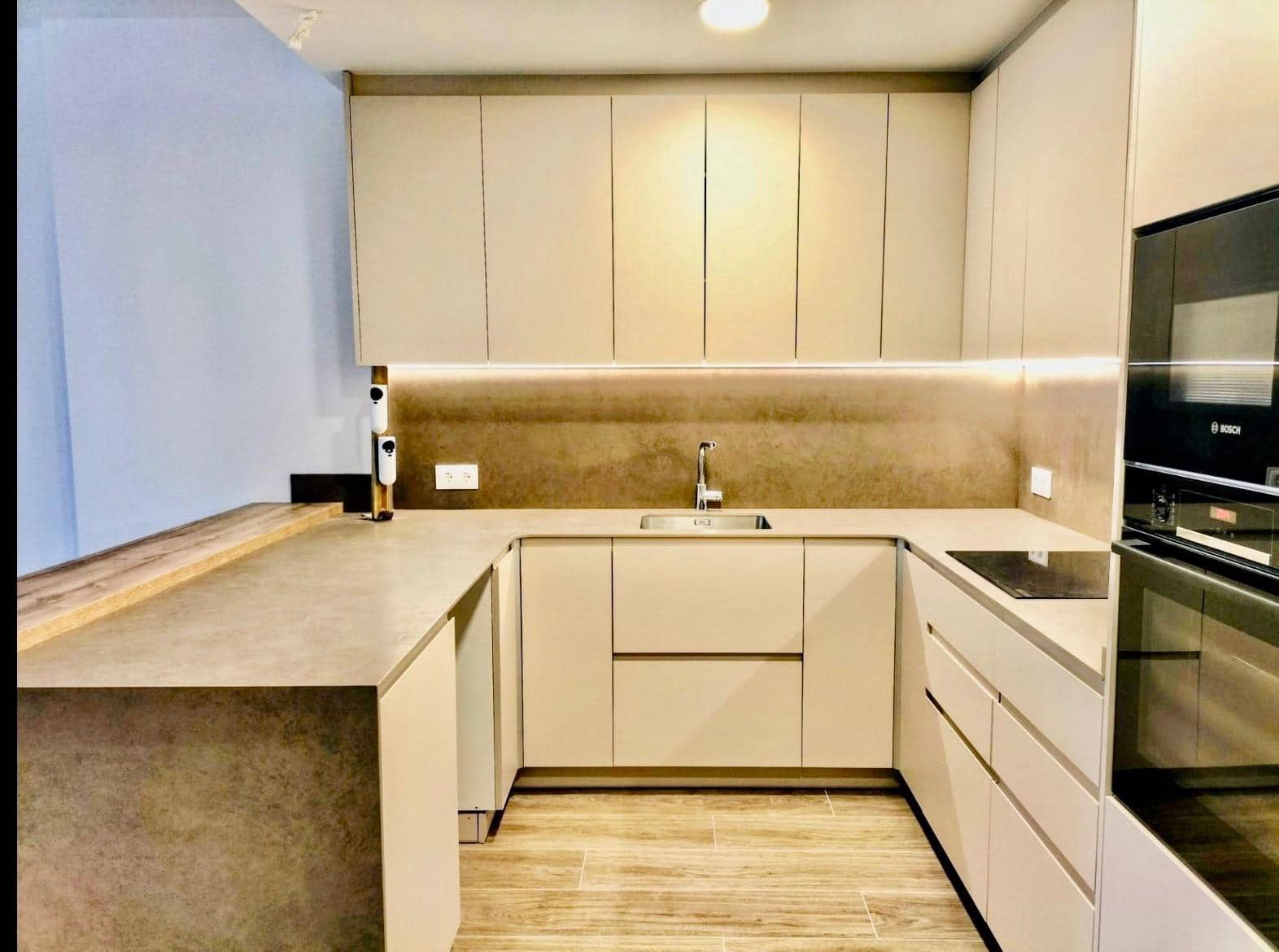 3 slaapkamer Appartement te koop in Vilanova i la Geltru met zwembad - € 400.000 (Ref: 8662410)