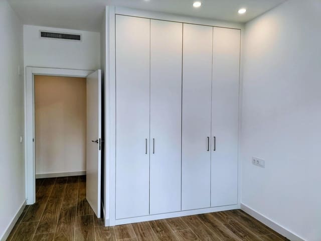 3 slaapkamer Appartement te koop in Vilanova i la Geltrú met zwembad - € 400.000 (Ref: 8662410)