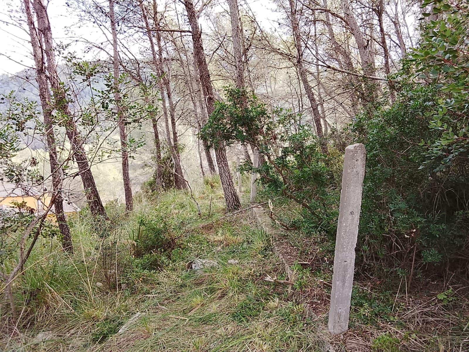 Rakentamaton maa myytävänä paikassa Sant Pere de Ribes - 32 000 € (Ref: 8670552)