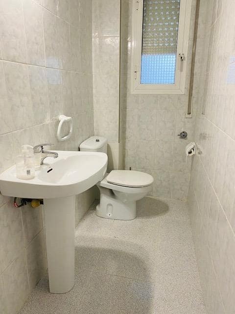 Komercyjne do wynajęcia w Sant Pere de Ribes - 600 € (Ref: 8671890)