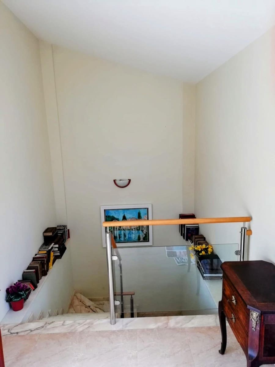 4 bedroom Terraced Villa for sale in El Vendrell with pool garage - € 345,000 (Ref: 8779612)