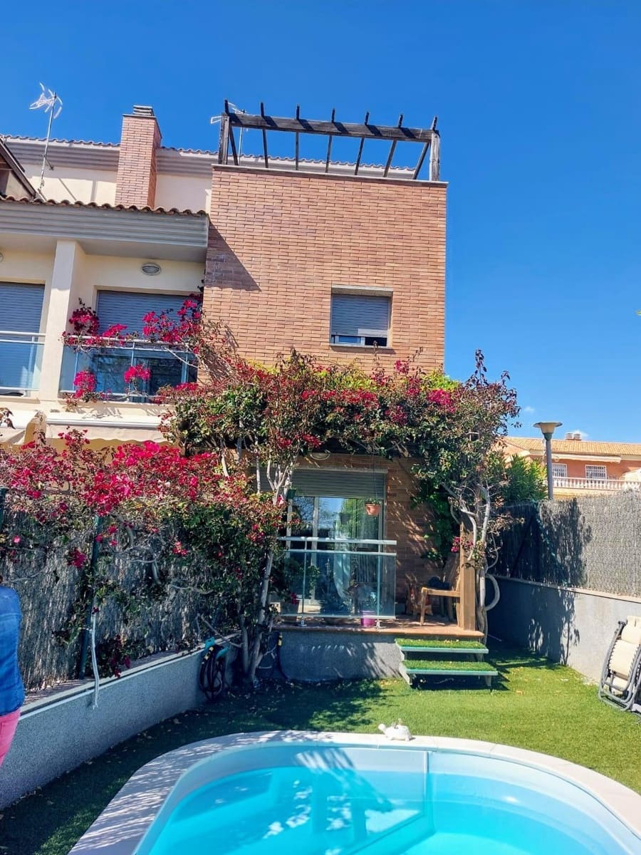 4 bedroom Terraced Villa for sale in El Vendrell with pool garage - € 345,000 (Ref: 8779612)