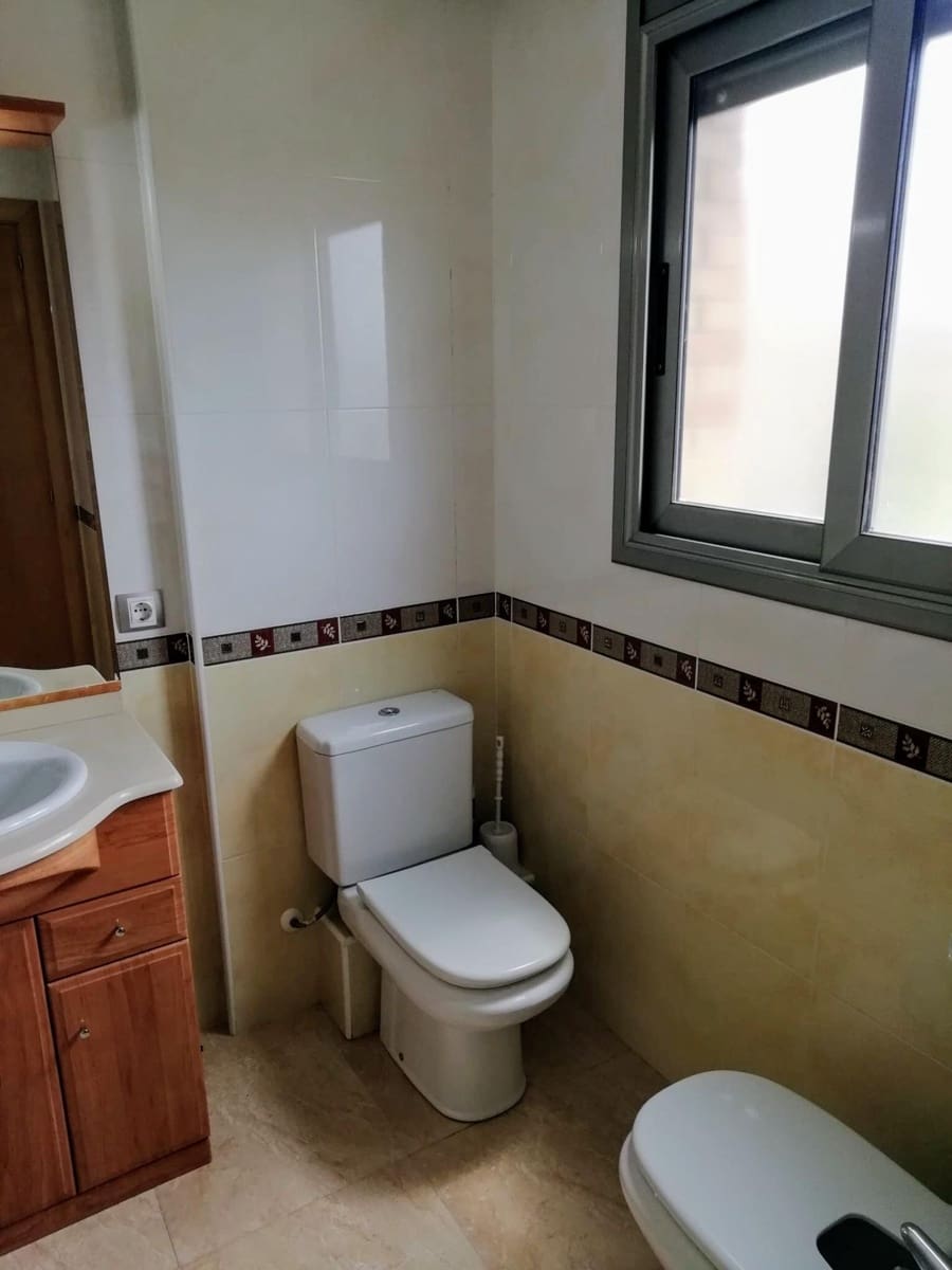 4 bedroom Terraced Villa for sale in El Vendrell with pool garage - € 345,000 (Ref: 8779612)