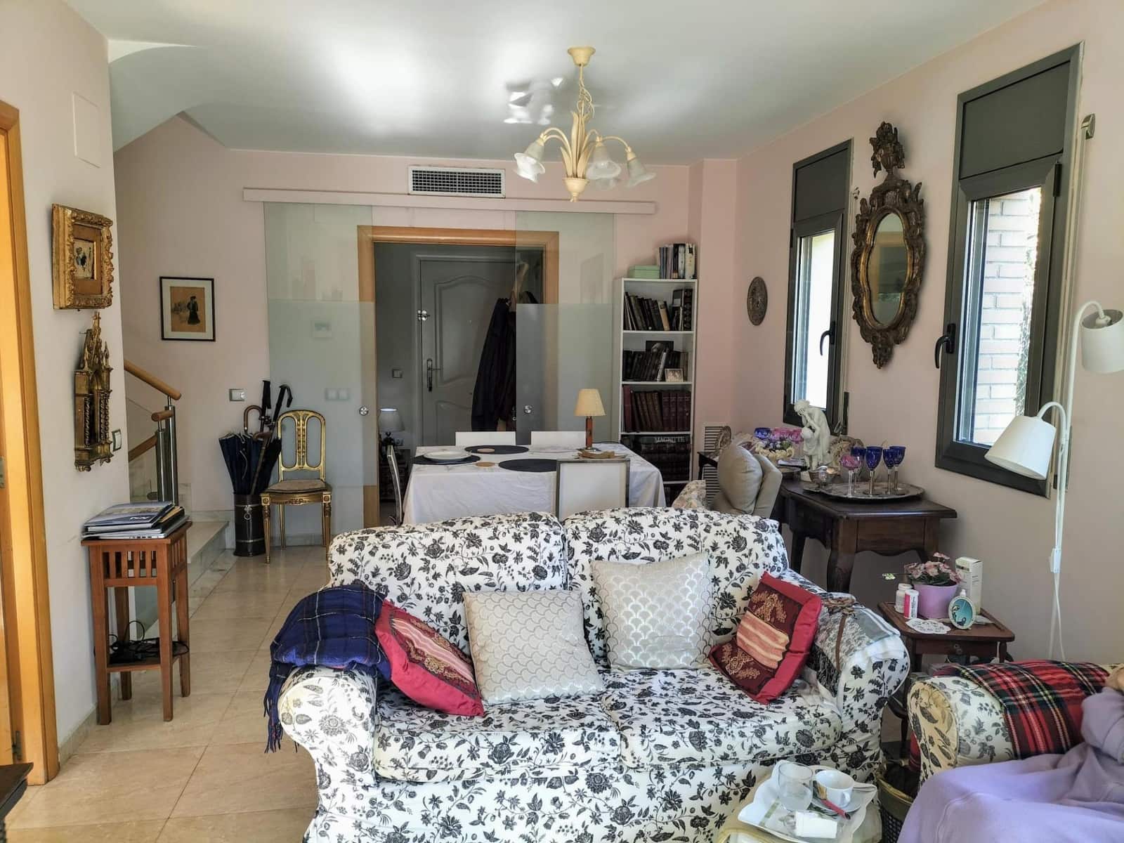 4 bedroom Terraced Villa for sale in El Vendrell with pool garage - € 345,000 (Ref: 8779612)