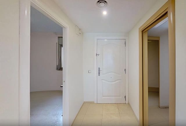 4 chambre Villa/Maison Mitoyenne à vendre à El Vendrell avec piscine garage - 345 000 € (Ref: 8779612)