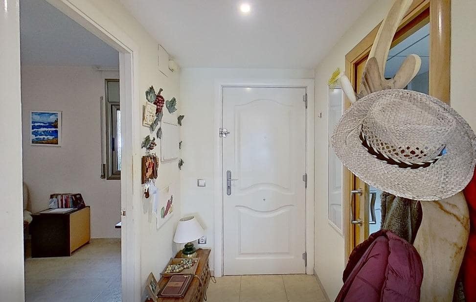 Adosado de 4 habitaciones en El Vendrell en venta con piscina garaje - 345.000 € (Ref: 8779612)