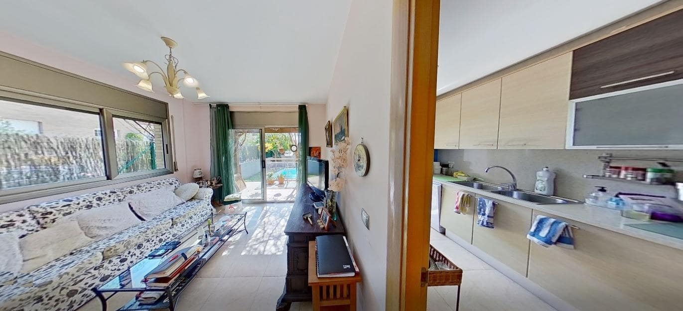 Adosado de 4 habitaciones en El Vendrell en venta con piscina garaje - 345.000 € (Ref: 8779612)