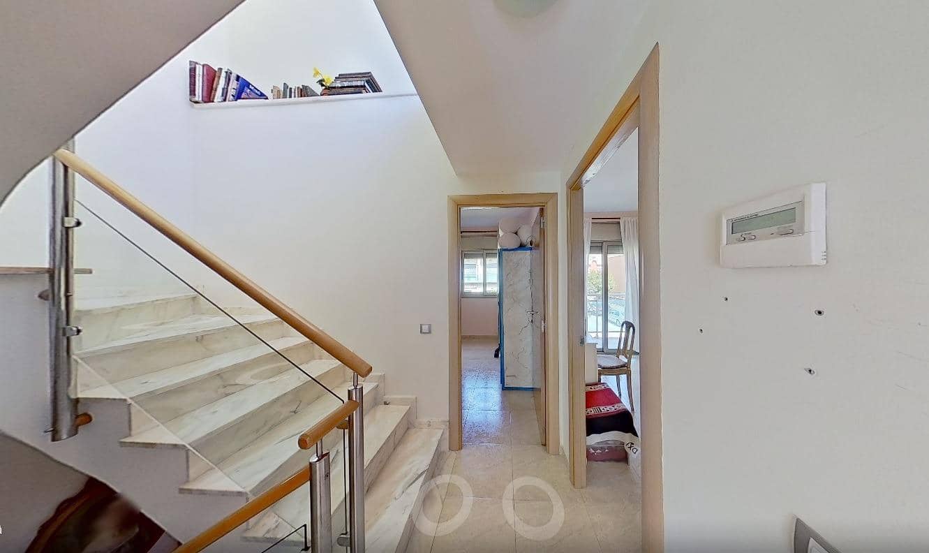 Adosado de 4 habitaciones en El Vendrell en venta con piscina garaje - 345.000 € (Ref: 8779612)