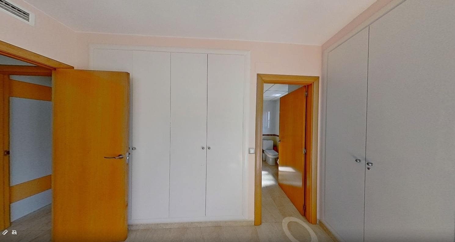 Adosado de 4 habitaciones en El Vendrell en venta con piscina garaje - 345.000 € (Ref: 8779612)